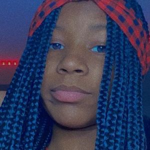 Meet your Posher, Amari